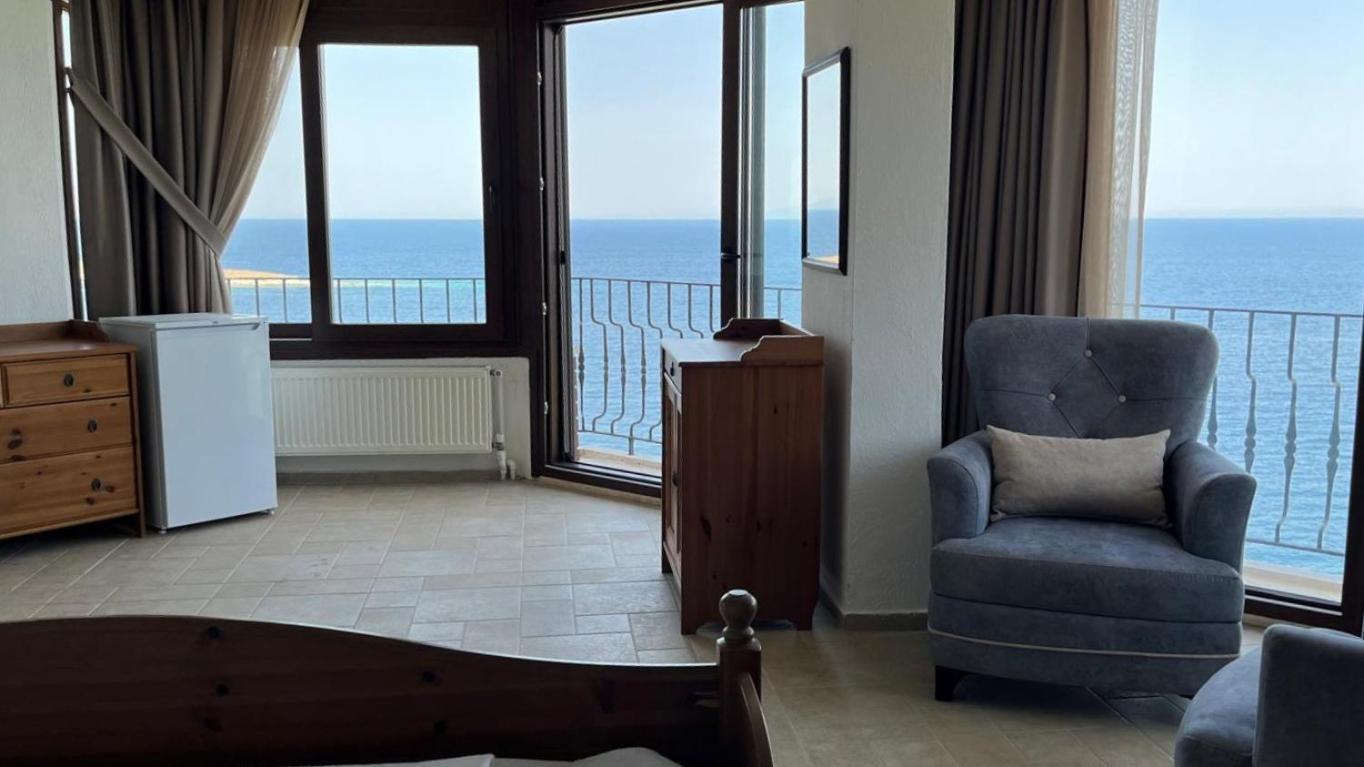 Nergis Hotel Karaburun  Exterior photo
