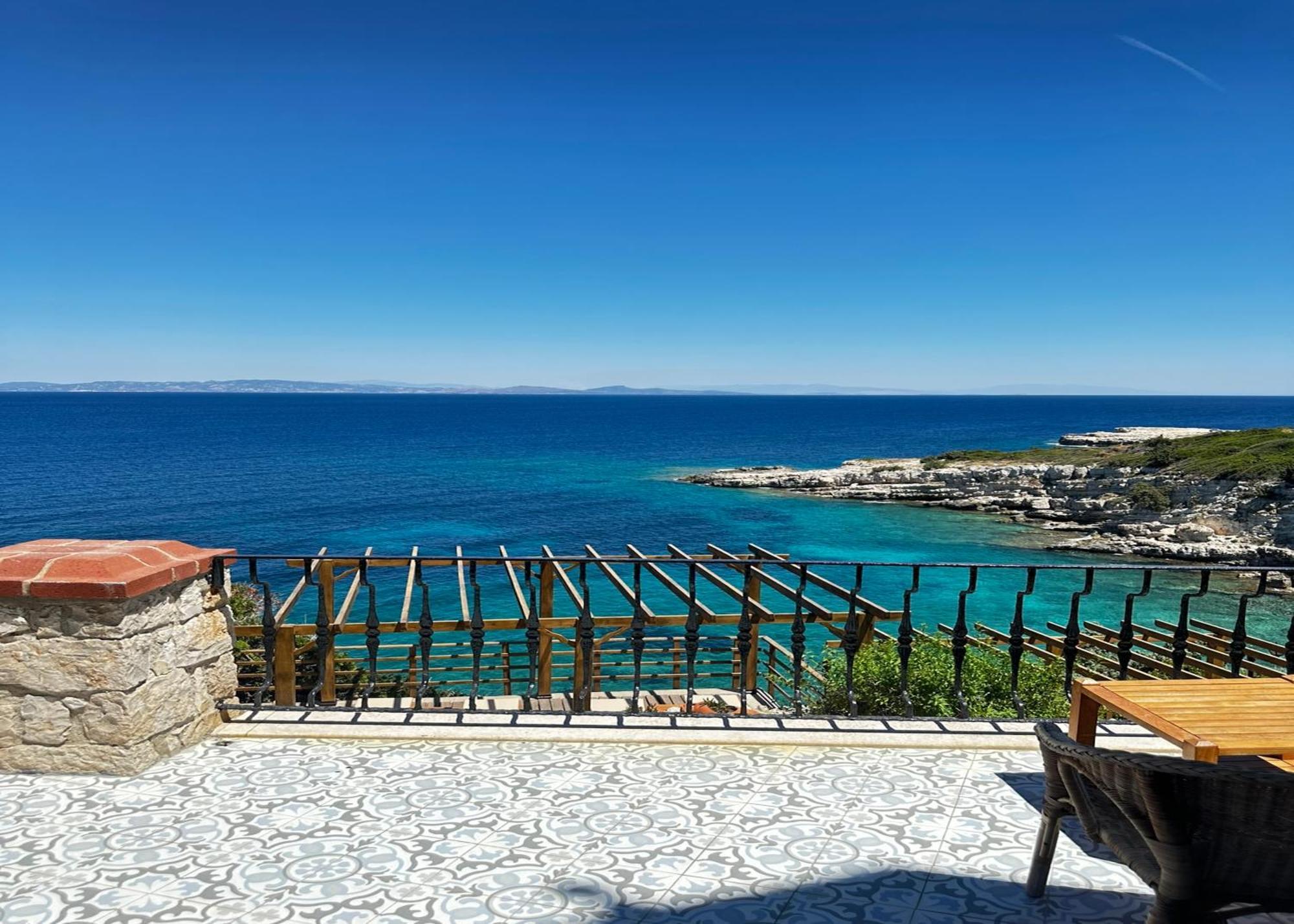 Nergis Hotel Karaburun  Exterior photo