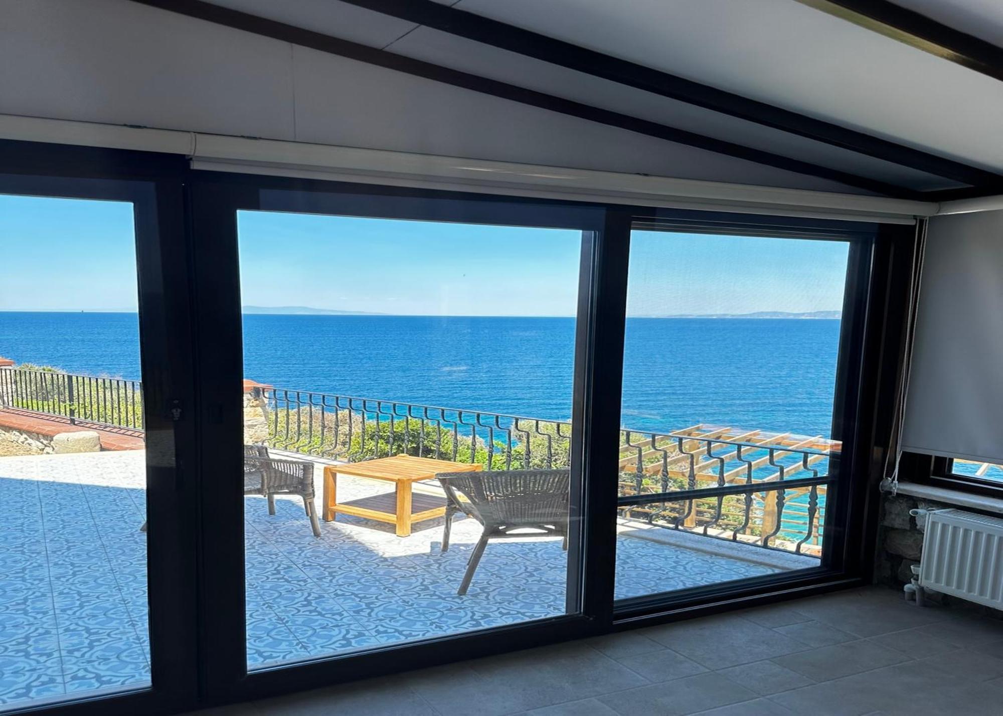 Nergis Hotel Karaburun  Exterior photo