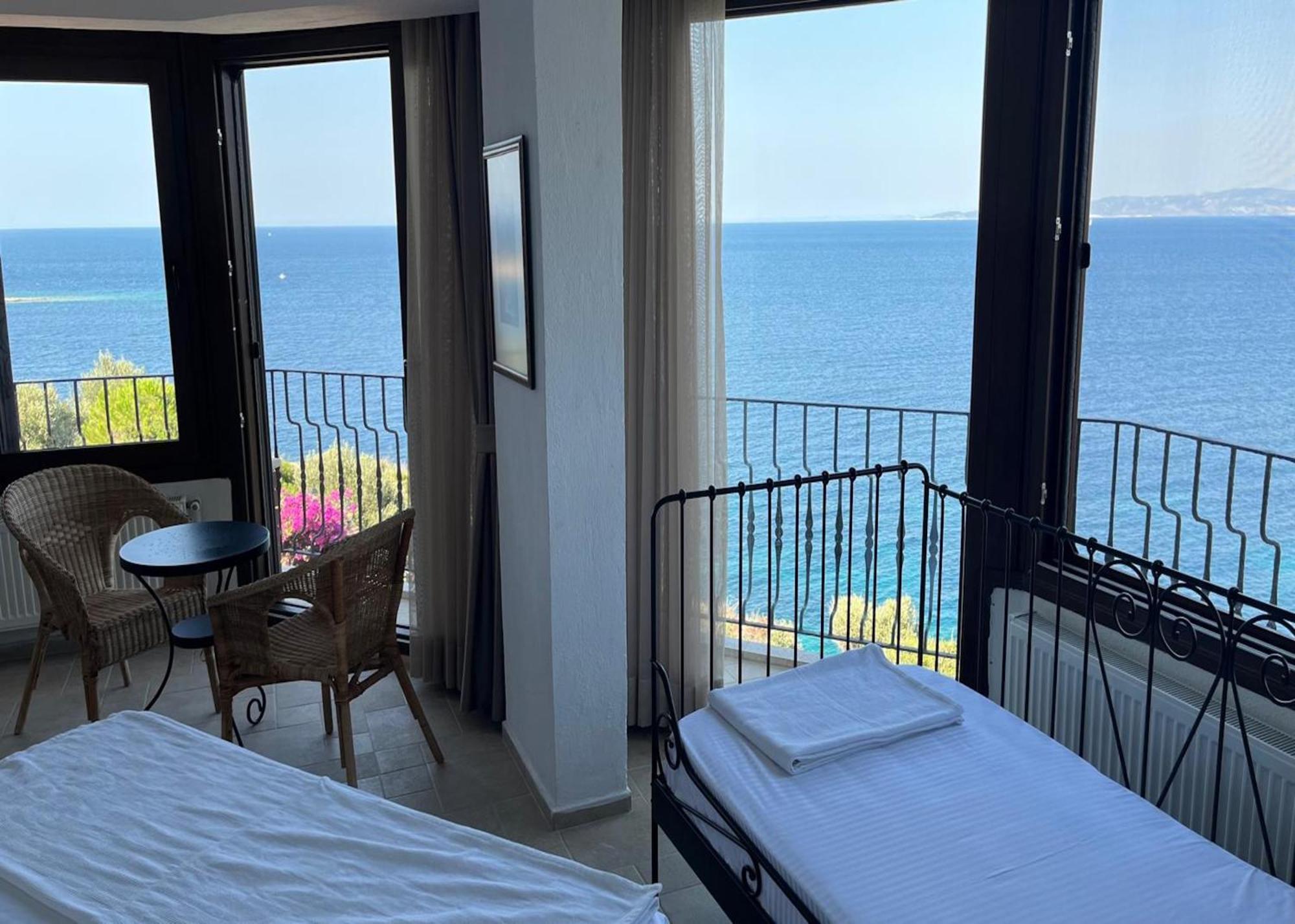 Nergis Hotel Karaburun  Exterior photo