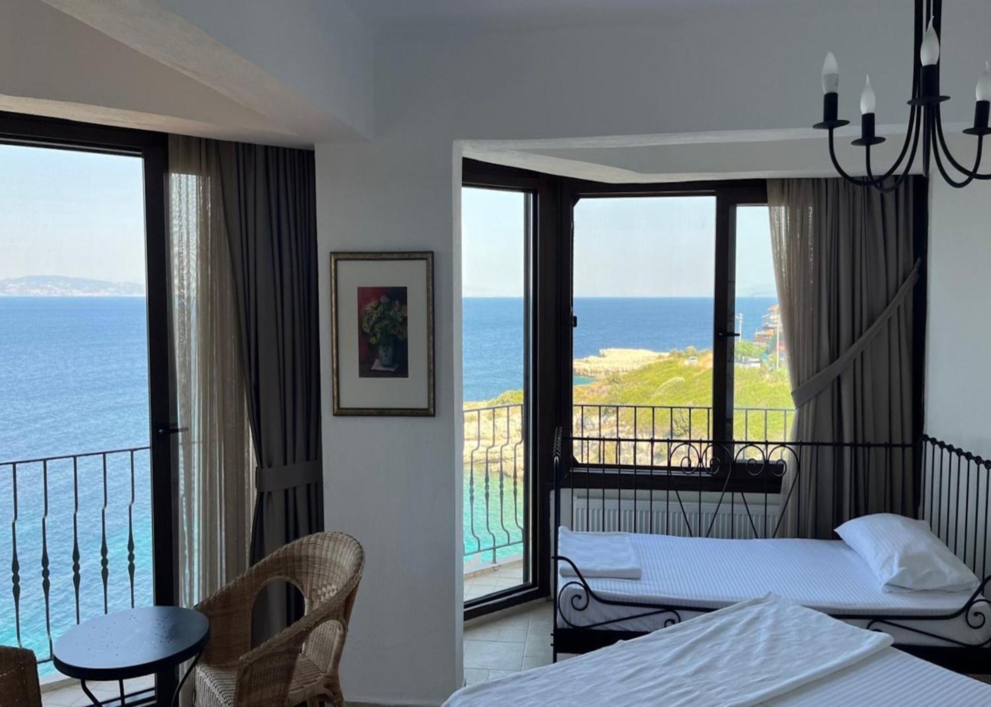 Nergis Hotel Karaburun  Exterior photo