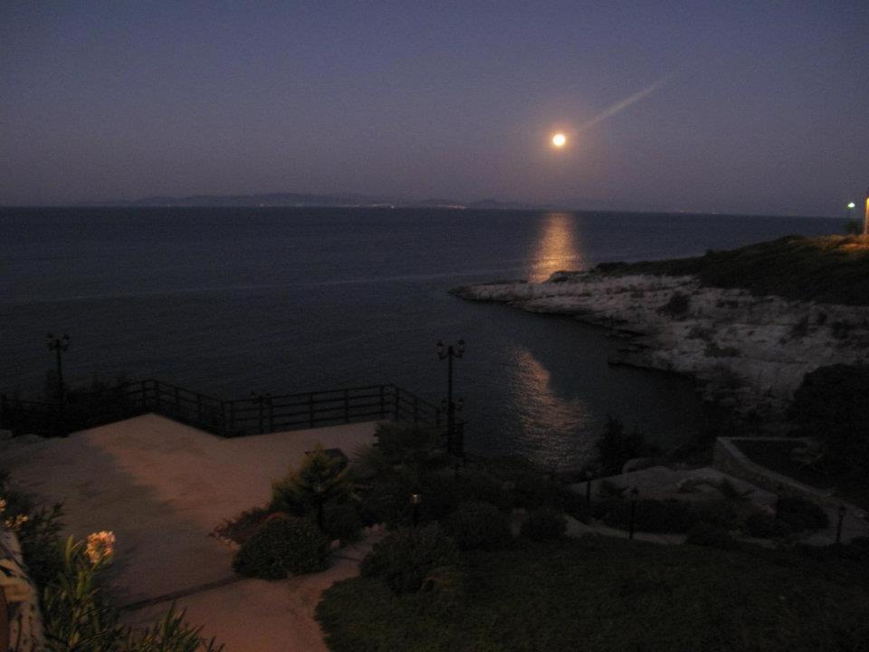 Nergis Hotel Karaburun  Exterior photo