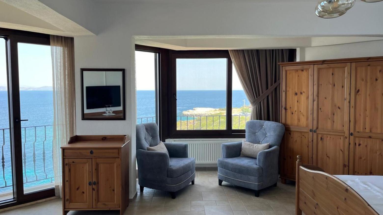 Nergis Hotel Karaburun  Exterior photo
