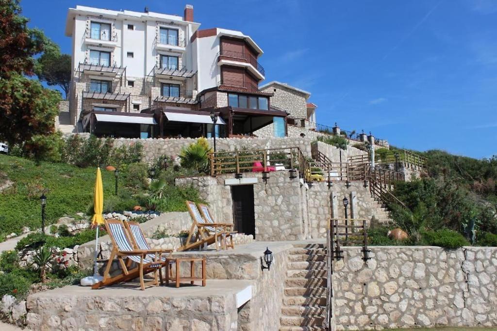 Nergis Hotel Karaburun  Exterior photo