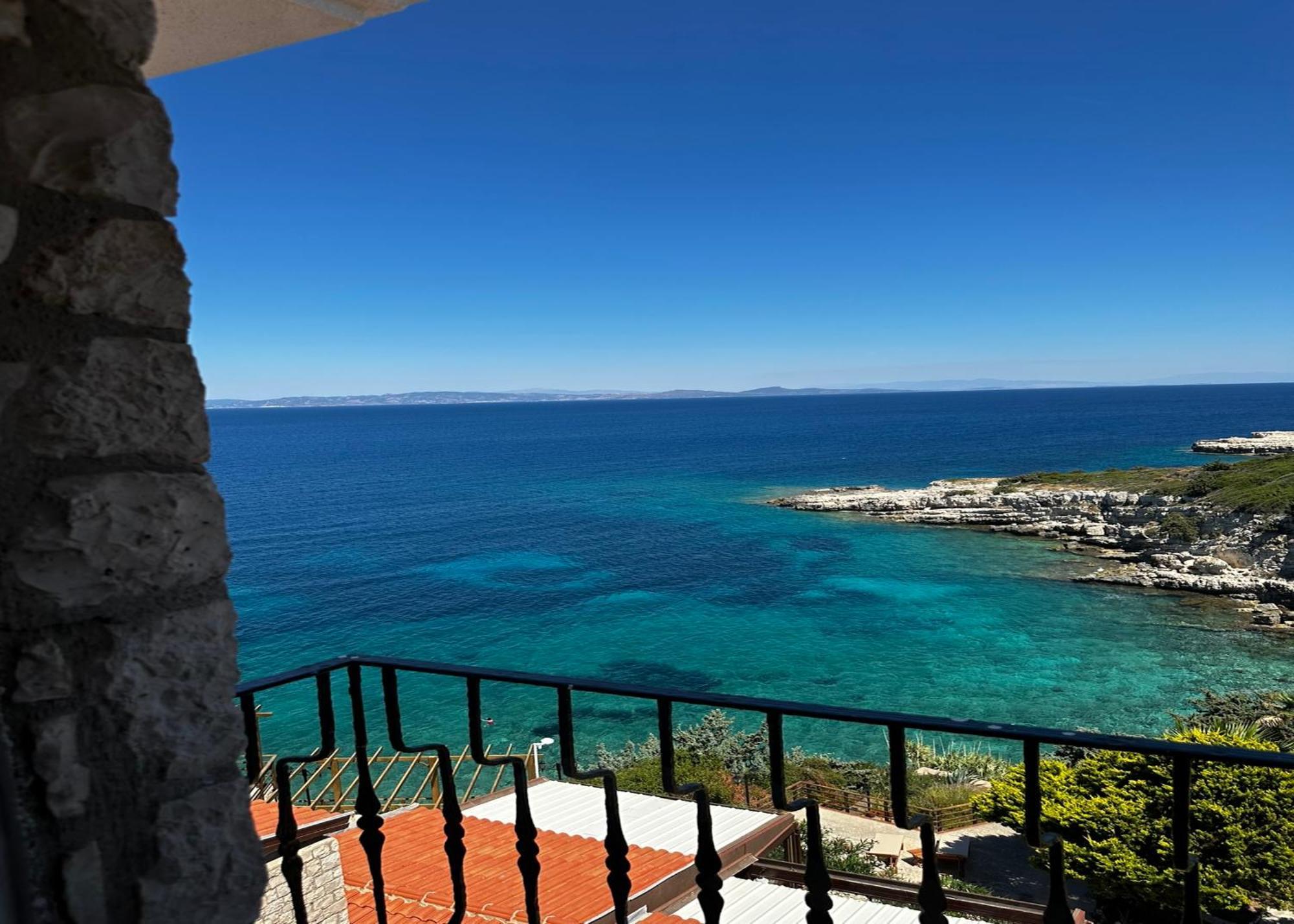 Nergis Hotel Karaburun  Exterior photo
