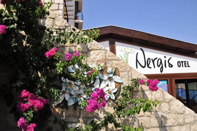 Nergis Hotel Karaburun  Exterior photo