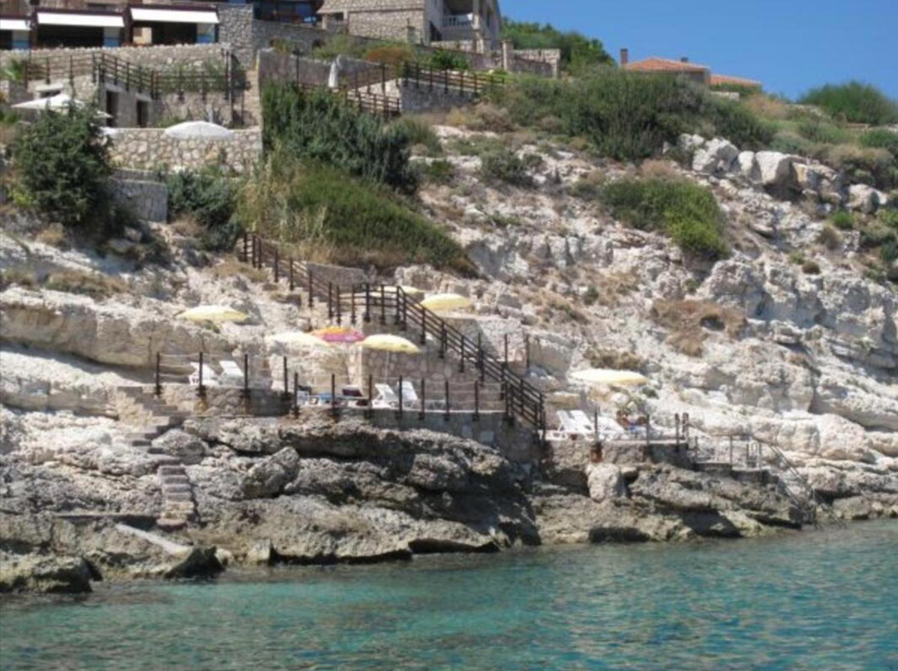 Nergis Hotel Karaburun  Exterior photo