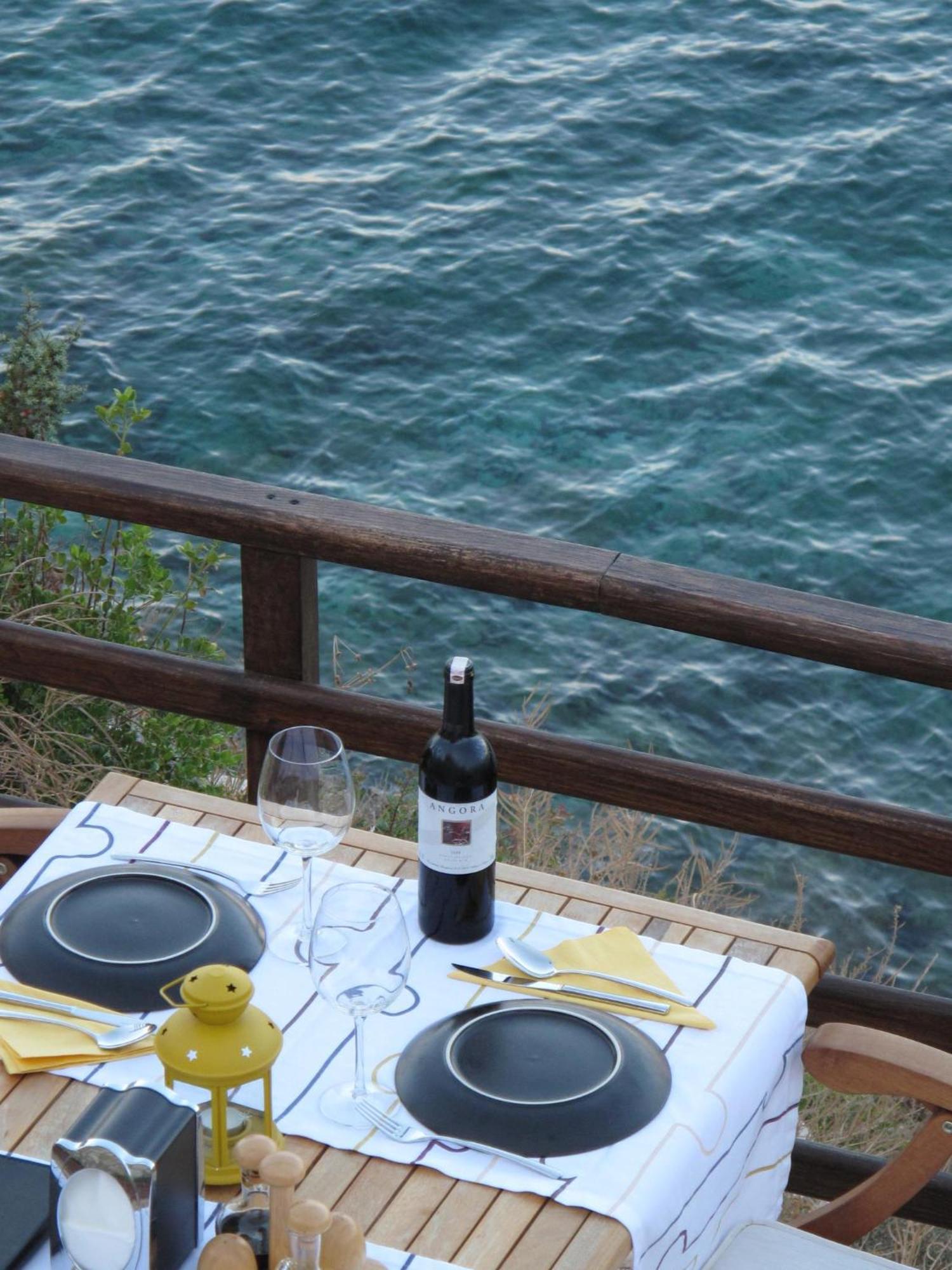 Nergis Hotel Karaburun  Exterior photo